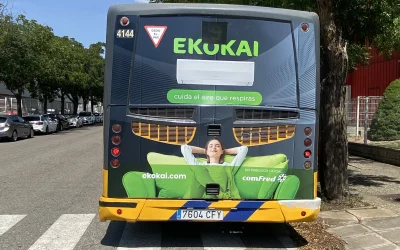 Conoce el autobús de Ekokai & Comfred