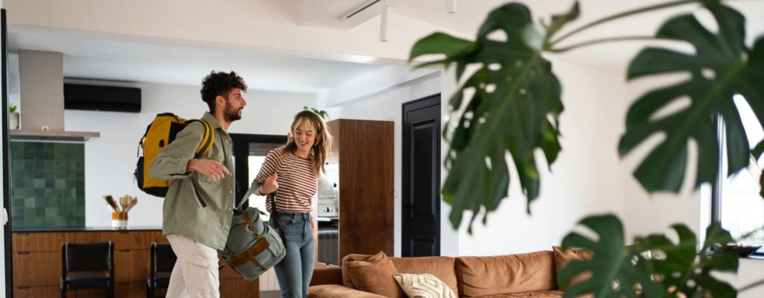 Aquí entra en juego la calidad del aire interior, ya que el equipo no debe asegurar solamente una correcta climatización; también tiene que trabajar de forma saludable. Esto es crucial, puesto que un equipo sucio o mal mantenido, además de rendir peor, perjudica el aire que respiramos.